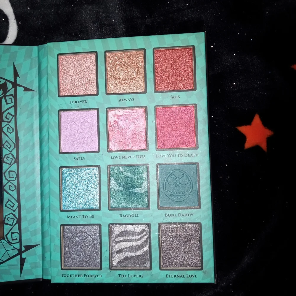 Taste Beauty Disney The Nightmare Before Christmas Palette — New, No Box